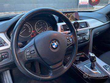 BMW 318d touring aut.