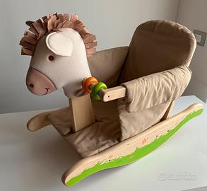 Cavallino a dondolo Pintoy