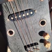 Basso elettrico cigar box