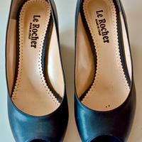 Scarpa nera, elegante, n.38-39