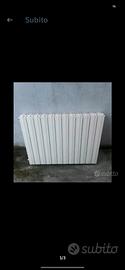 radiatore calorifero termosifone  