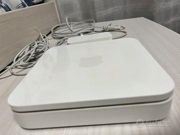 Airport apple