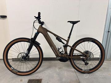 Specialized turbo levo r comp carbon