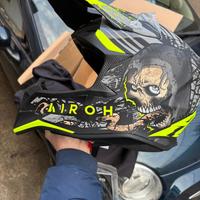 Casco Airoh Darkness