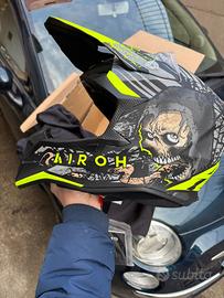 Casco Airoh Darkness