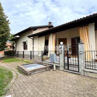 ESCLUSIVA VILLA NEL CENTRO DI RECENTE COSTRUZIONE