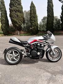 Honda cbx 750 f cafe racer