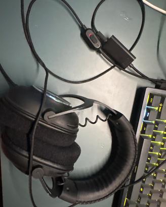 Logitech G Pro cuffie gaming cablate