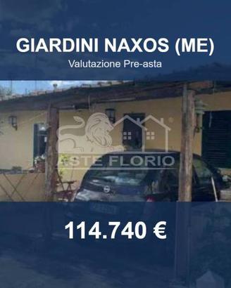 Immobile in asta di 350 m² a Giardini-Naxos