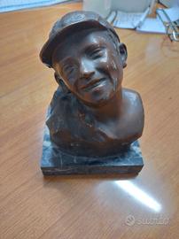 Scultura in bronzo di Vincenzo Aurisicchio