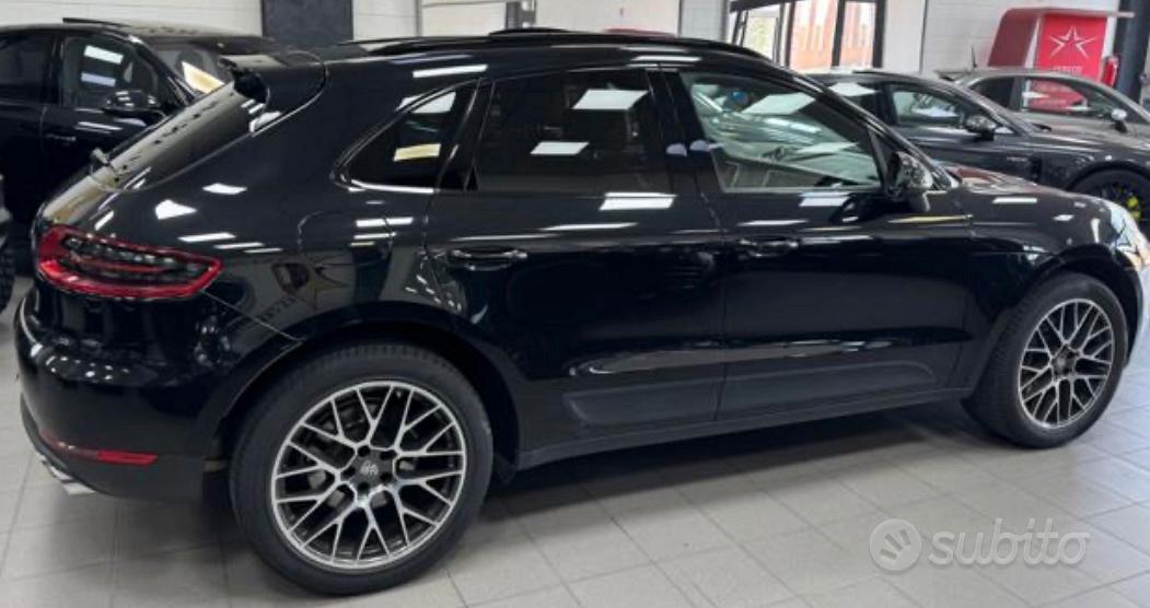 PORSCHE Macan 2ªs. '24-->