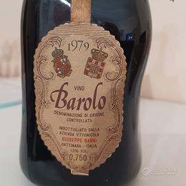 bottiglia di vino  barolo 