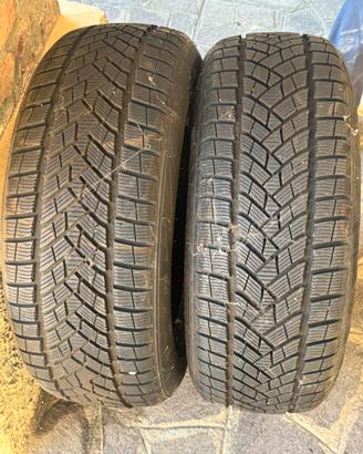 2 nuovi pneumatici Alfa Romeo Stelvio 235/55 R19