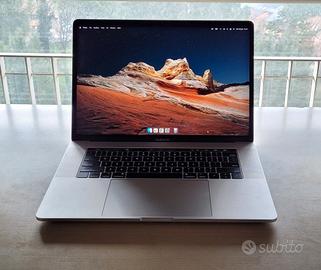 Apple Mac Book Pro - 15 pollici - Touch bar 2017