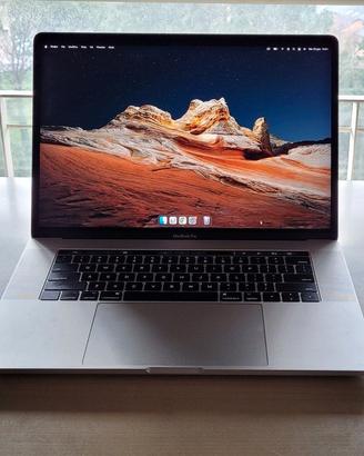 Apple Mac Book Pro - 15 pollici - Touch bar 2017