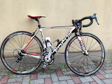 Bici da corsa Focus Izalco pro 3.0
