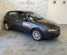 Alfa Romeo 147 147 5p 1.9 jtd Distinctive 120cv