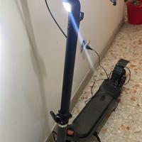 Monopattino elettrico usato