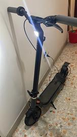 Monopattino elettrico usato