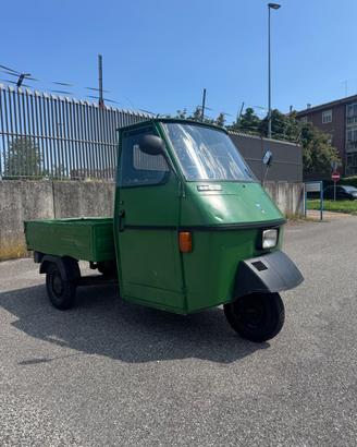 Piaggio APE
