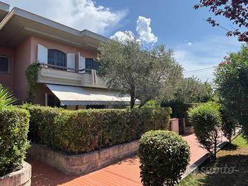 Appartamento di 70 m² con 3 locali e box auto a Ma