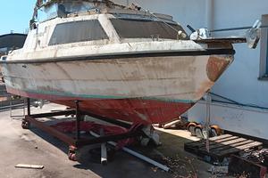 Barca in vetroresina