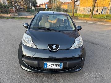 Peugeot 107 1.0 68CV 5p. Sweet Years