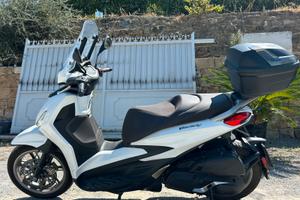 Scooter Beverly 400 HPE
