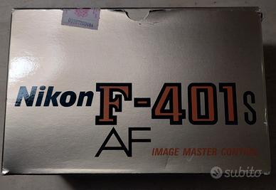 Nikon F401S corpo
