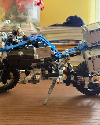 LEGO Technic 42063 BMW R 1200 GS Adventure