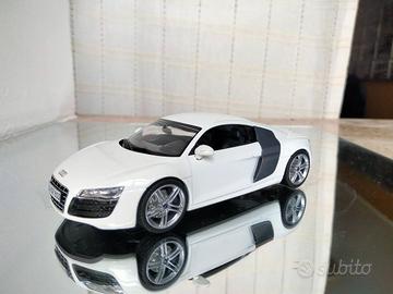 Audi R8 V10 - scala 1/43 - edicola