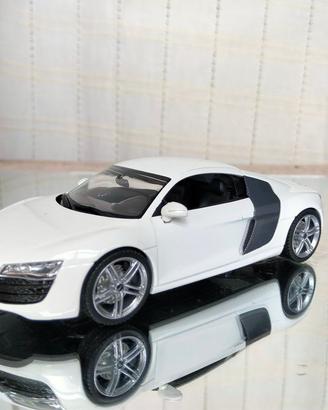 Audi R8 V10 - scala 1/43 - edicola
