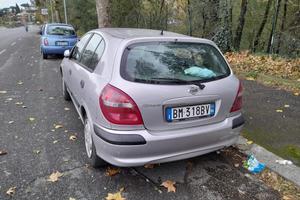 Nissan Almera 1.5 benz. euro 3 140000 km Neo pat