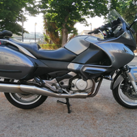 Honda deauville 700