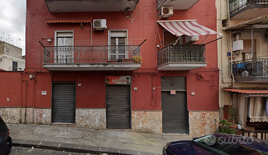 ad. via arenaccia- locale comm.le libero