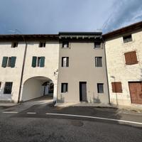 VILLA A SCHIERA BICAMERE: stile, calore e intim...