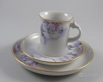 Tazzina da caffè espresso e piattino