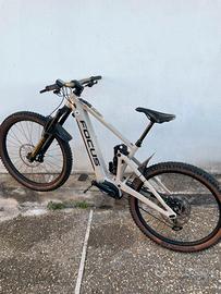 Focus sam2 2022 M