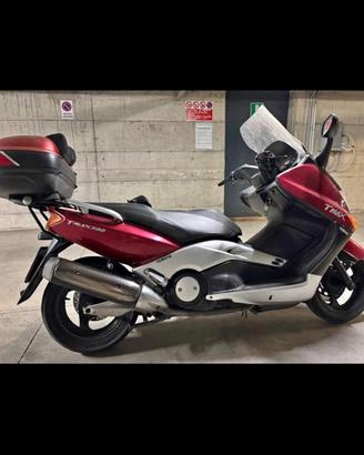 t max