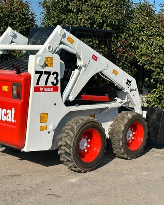 P165 Mini Pala 27 q Bobcat 773