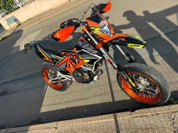 Motard Ktm smc r 690