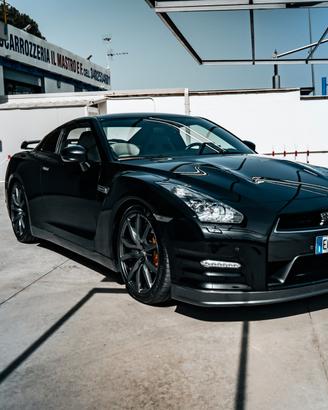 Nissan GT-R 3.8 V6 Black Edition