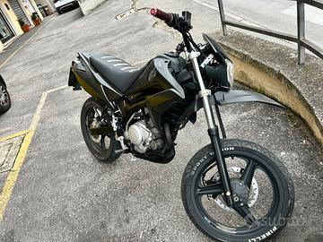 Moto Malaguti X3M 125 cc 18000 km