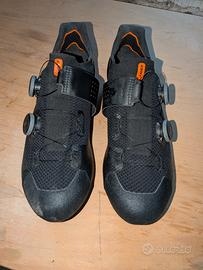 scarpe per MTB marca DMT 43,5