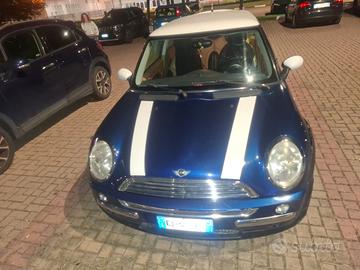 Mini One 1600 benzina