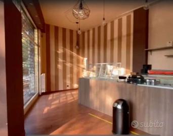 NEGOZIO ZONA PISCINE - CONCA D'ORO