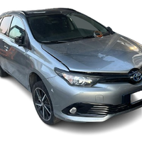 TOYOTA AURIS 2015 HYBRID PARTI USATE