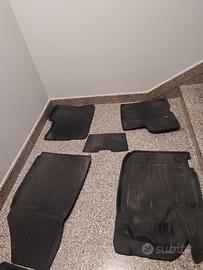 SET TAPPETI  IN GOMMA DACIA DUSTER 2020/2024