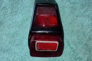 Fanalino posteriore e clacson Gilera moto guzzi