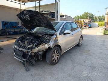 RICAMBI USATI PEUGEOT 208 1.6 BLUEHDI (BH02) 2016
